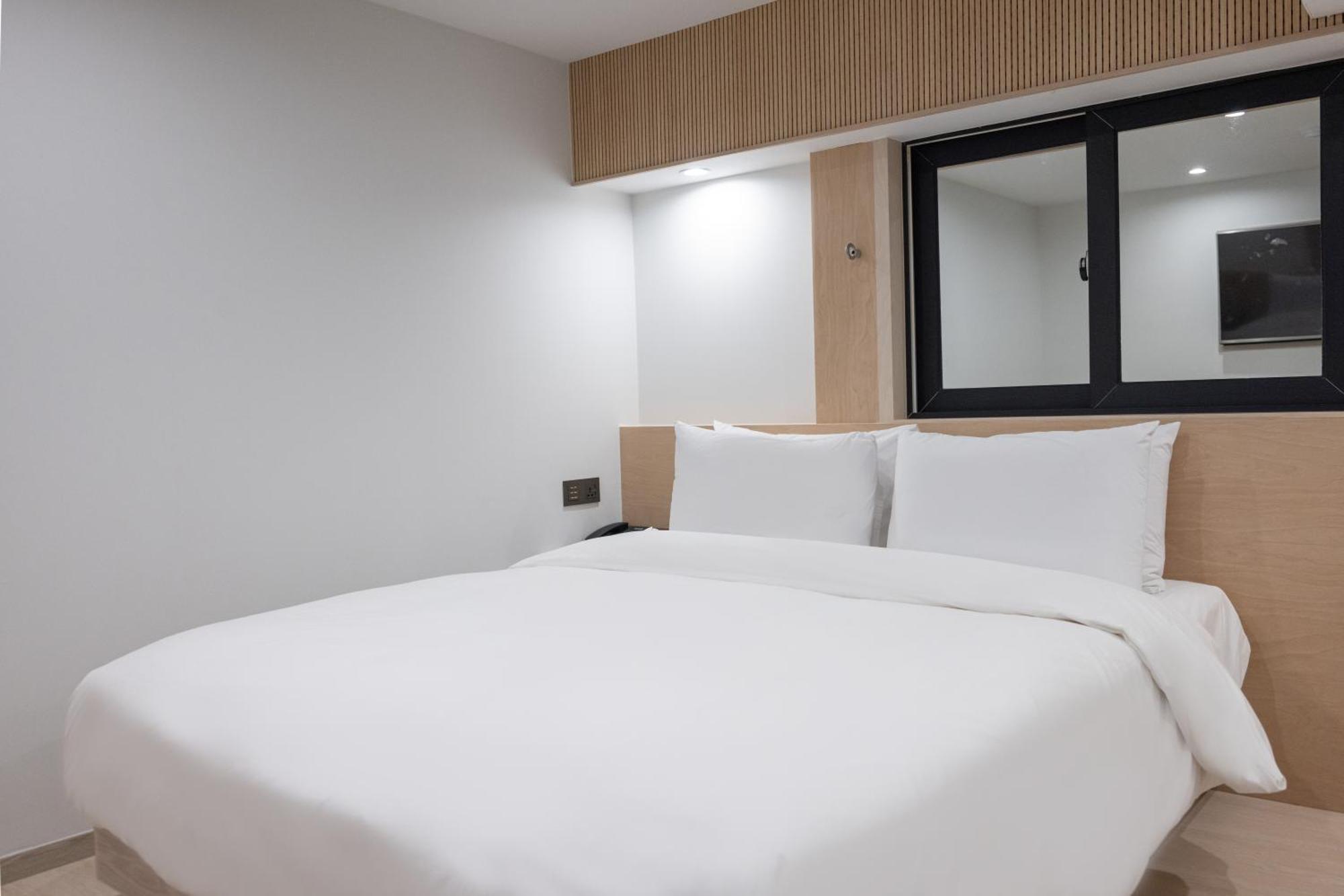 Hotel Bellus Busan Exterior photo