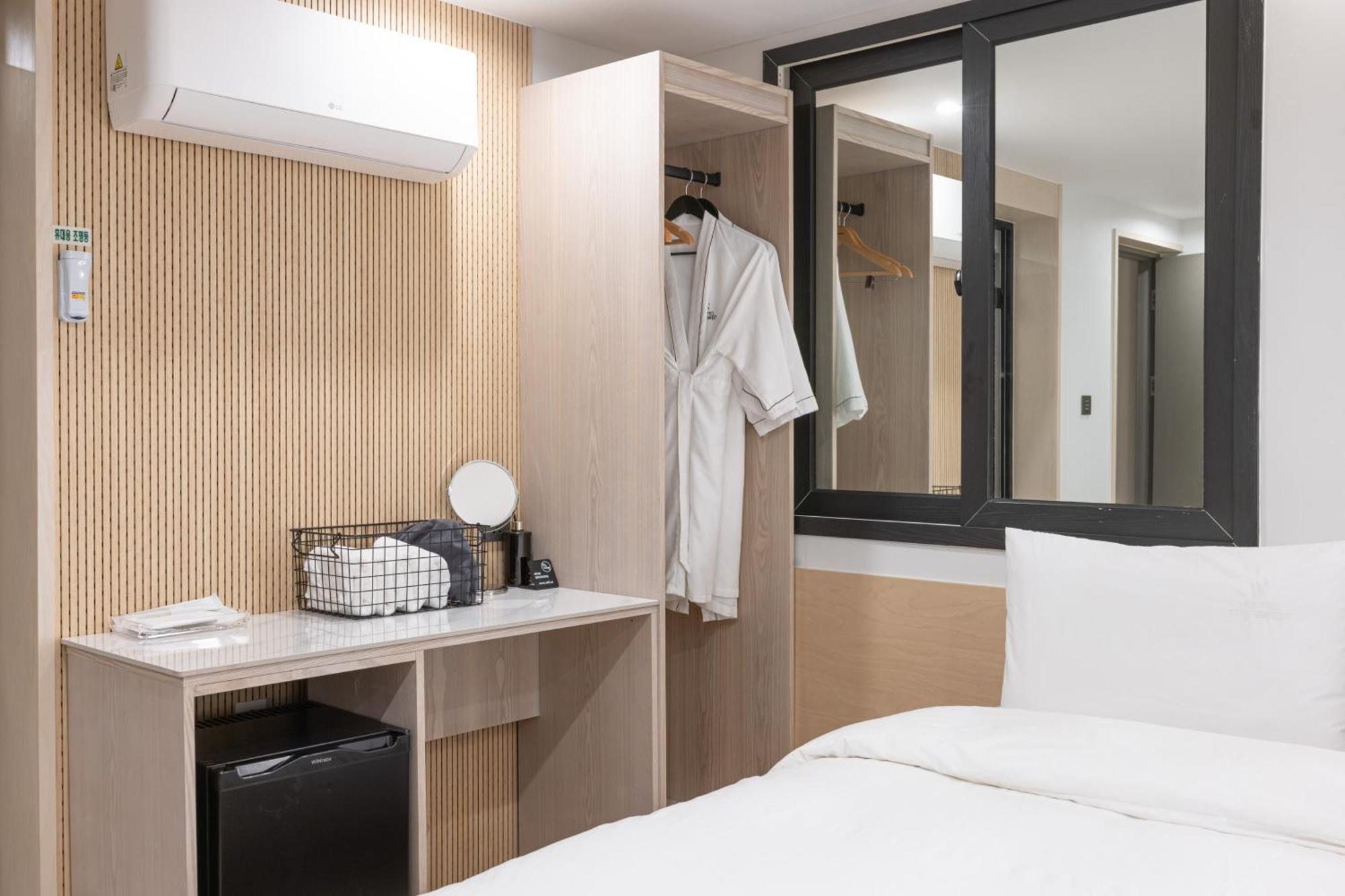 Hotel Bellus Busan Exterior photo